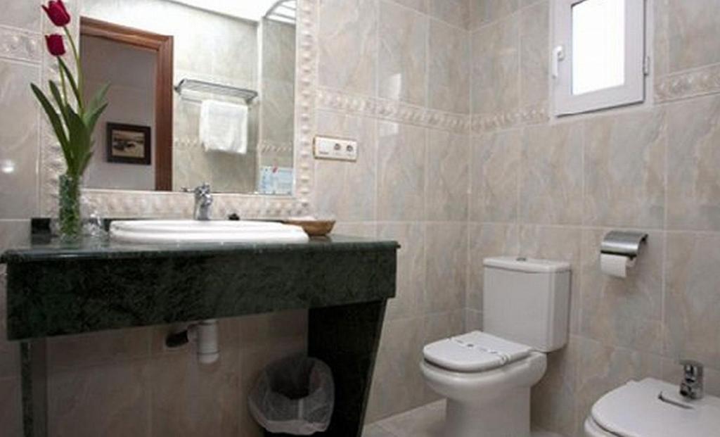 Hotel Avenida Yecla Habitación foto